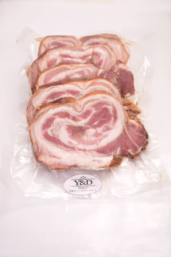 Rollo deshuesado de costilla ahumada 2.2 lb Y&D